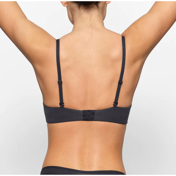 NEW SKIMS ~ Fits Everybody T-Shirt Demi Bra Size 38DDDD - Picture 2 of 6